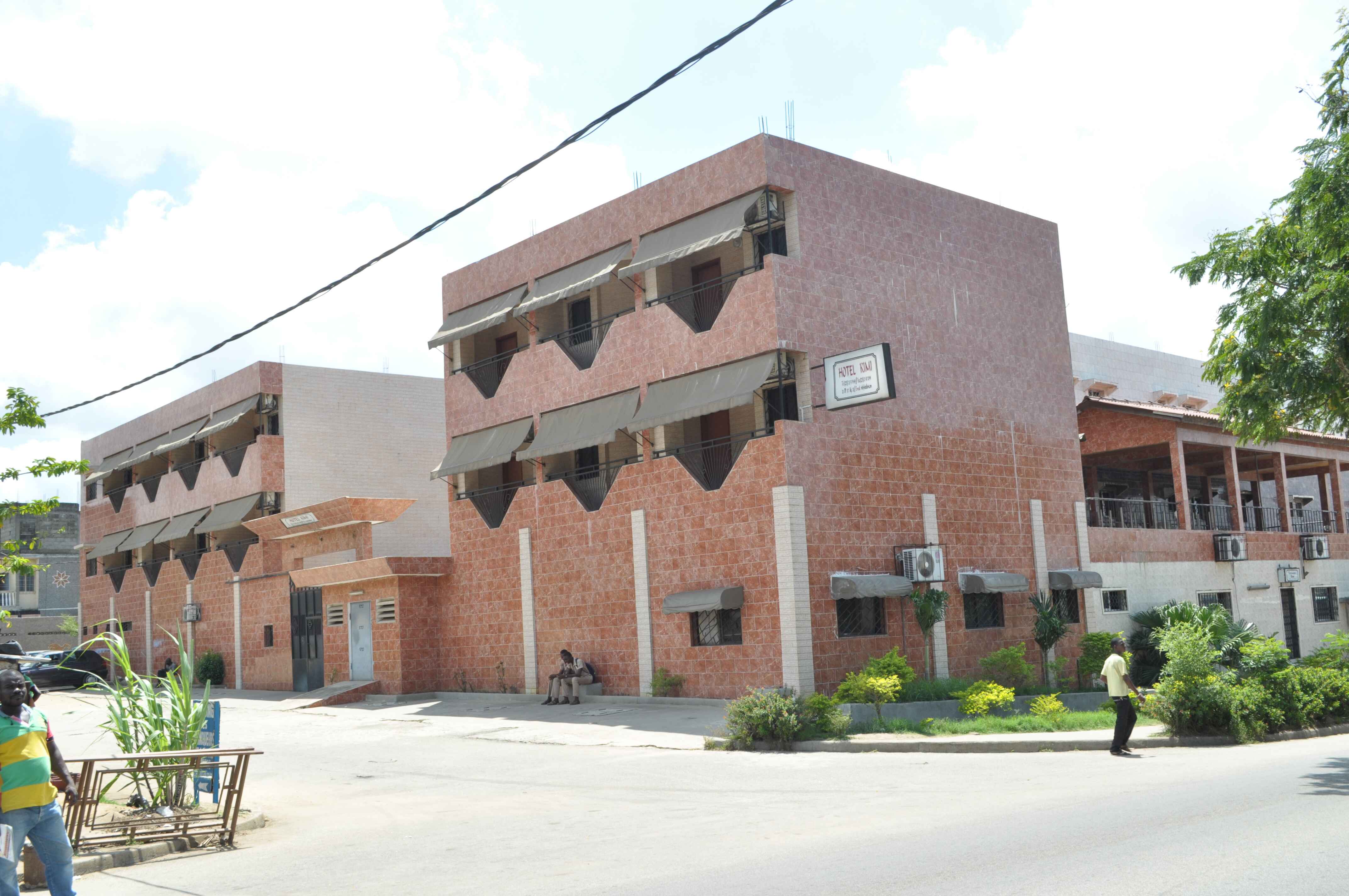 Hôtel KIMI - Façade Yopougon